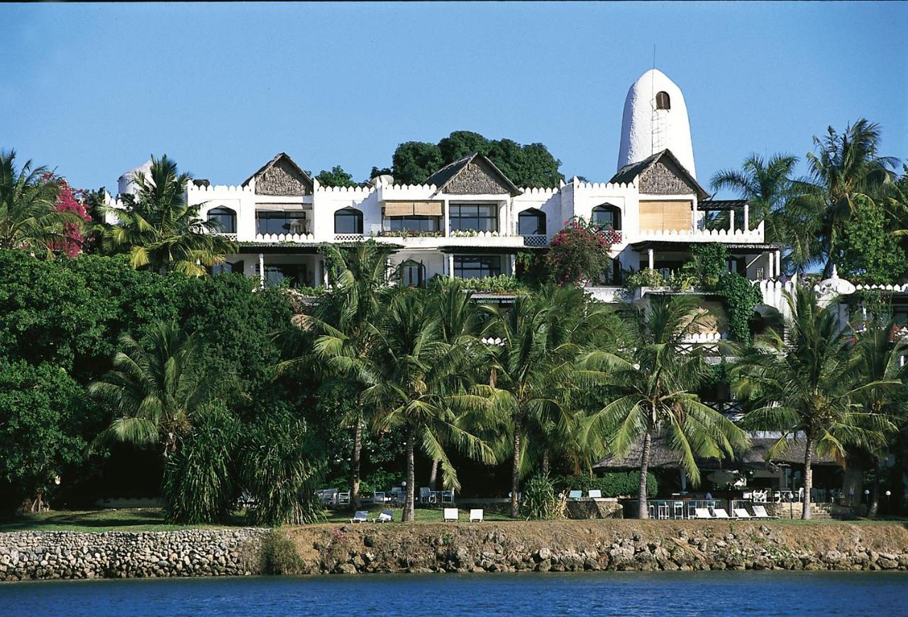 Tamarind Village Hotel Apartments มอมบาซา ภายนอก รูปภาพ