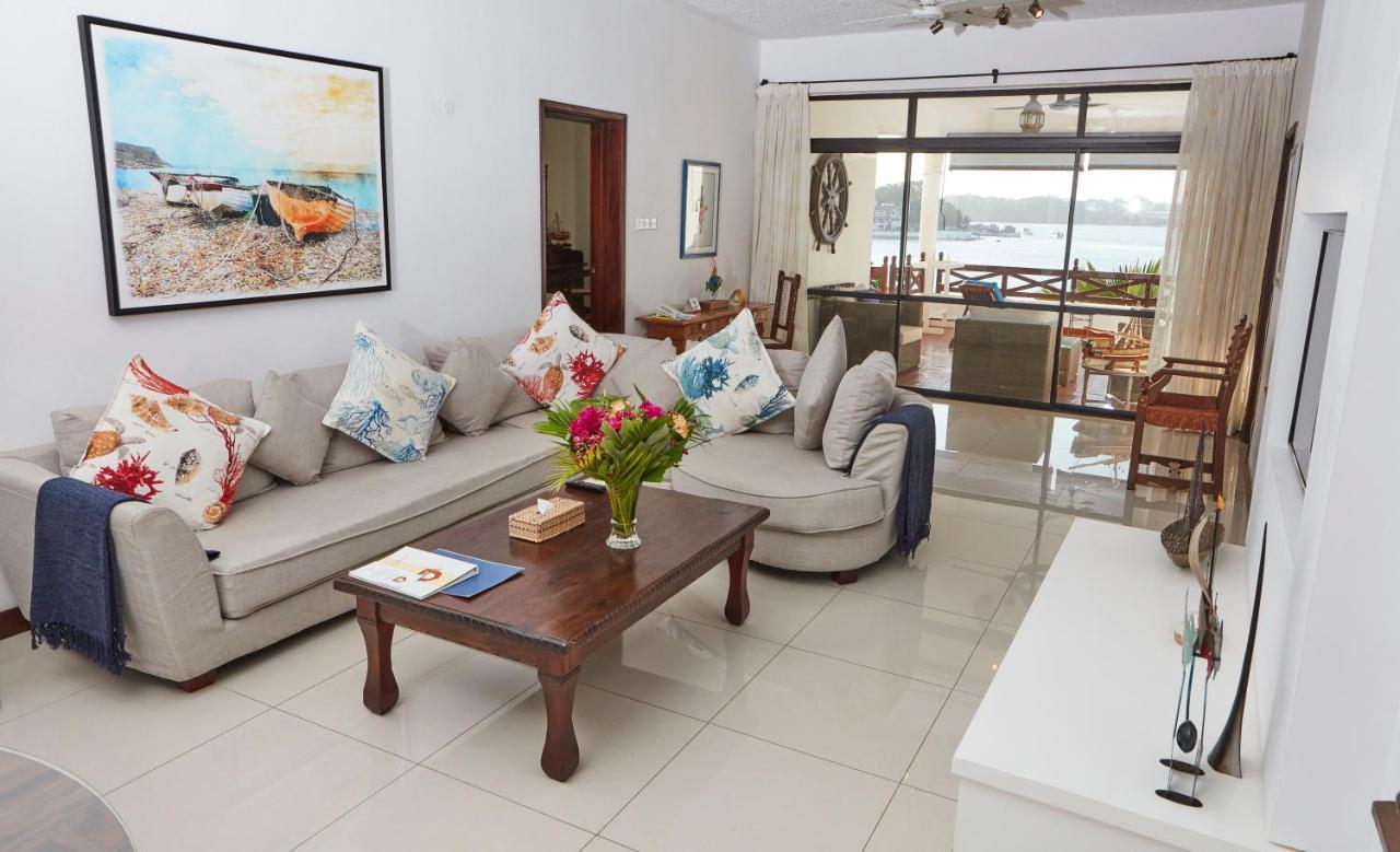 Tamarind Village Hotel Apartments มอมบาซา ภายนอก รูปภาพ