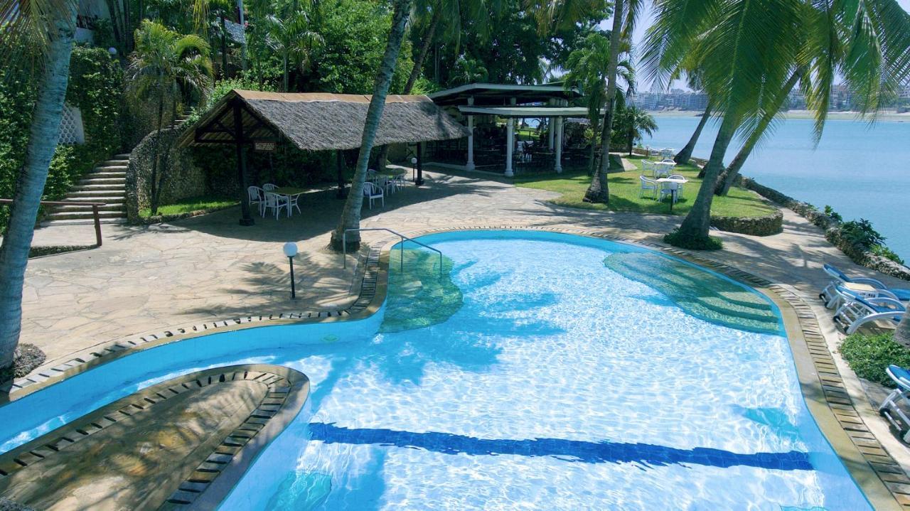 Tamarind Village Hotel Apartments มอมบาซา ภายนอก รูปภาพ